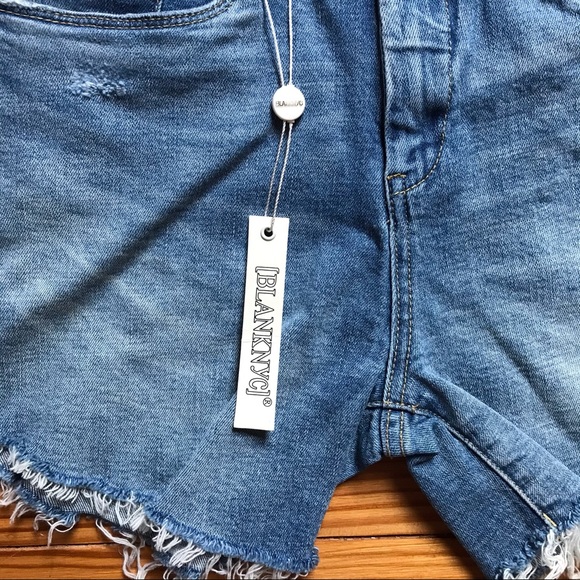 Blank NYC Retro High Waist Denim Shorts, NWT, 25 - Picture 4 of 13